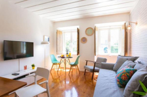 Sunlit photographers 1Bedroom Apartment in Alcântara